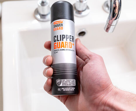 Clipper Guard+ Lubricant & Sanitising Cleaning Spray 90g